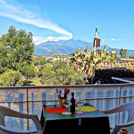 アチレアーレ Casa Del Sole Con Vista Sull'Etna A 200 Mt Dal Mareヴィラ エクステリア 写真